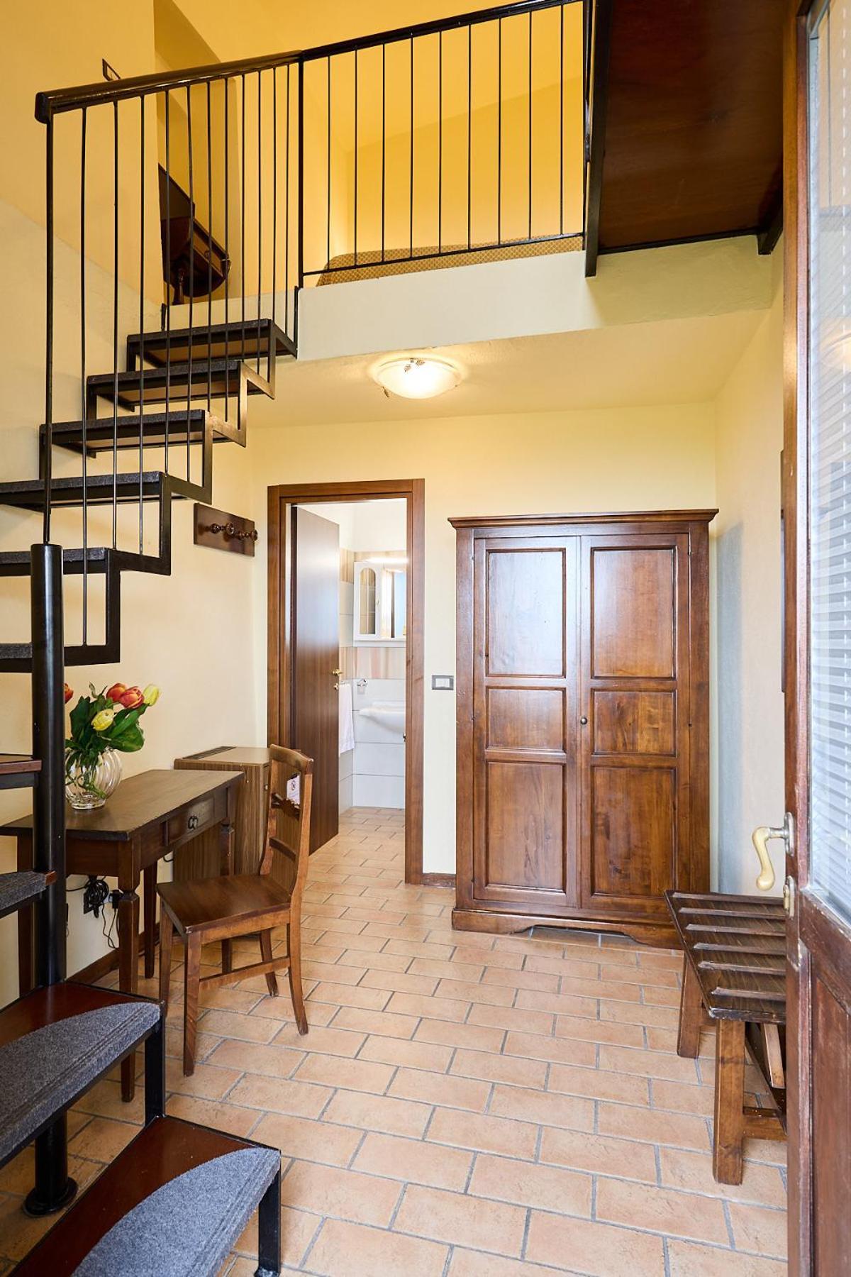 Hotel Dei Capitani Montalcino Esterno foto