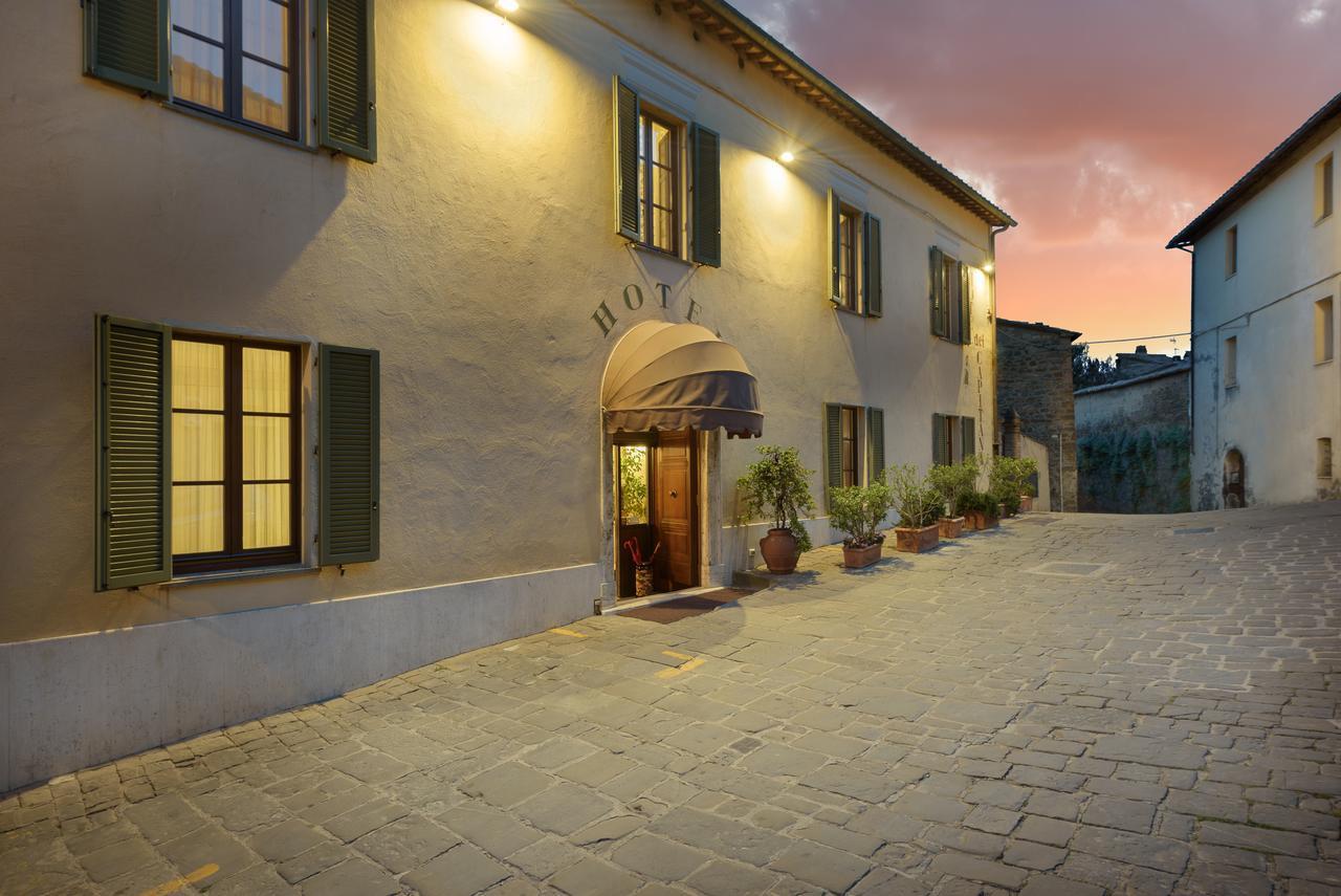 Hotel Dei Capitani Montalcino Esterno foto